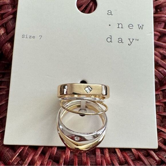 A New Day 5 Stackable Ring Set Size 7 NWT - Picture 1 of 5